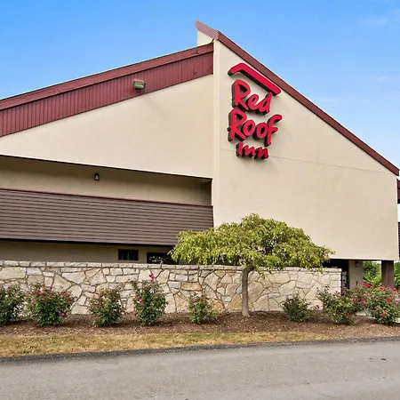 Red Roof Inn Fairmont-3
